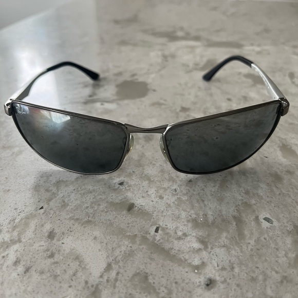 Ray-Ban polarized sunglasses - Picture 3 of 4